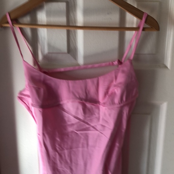 Brand new satin dress - Picture 4 of 7